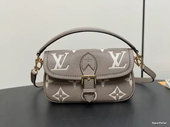 Diane-19*10.5*6 CM Nano LOUIS VUITTON 0701